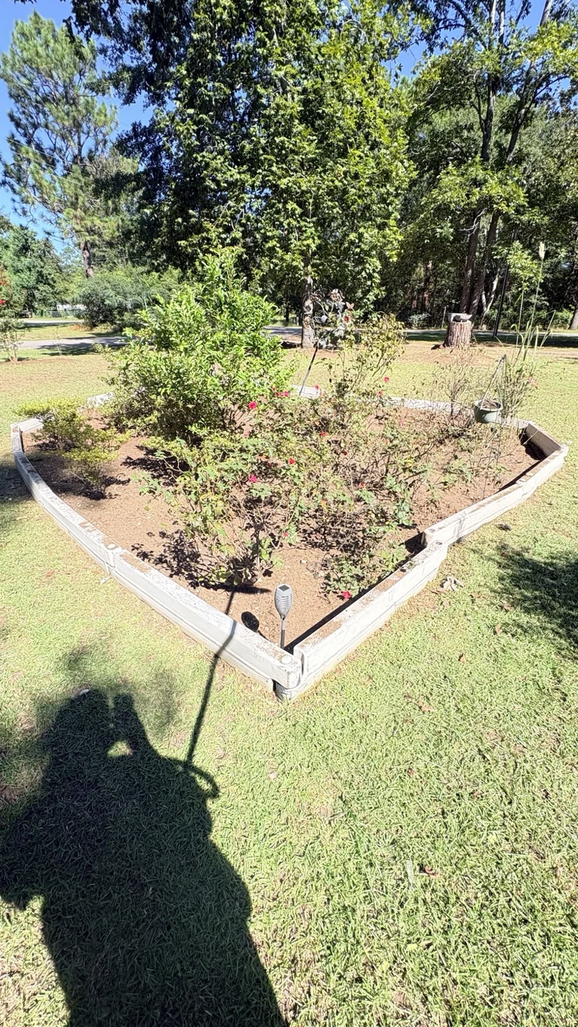 After landscape bed · garden view: finished work by Fixed by Hicks